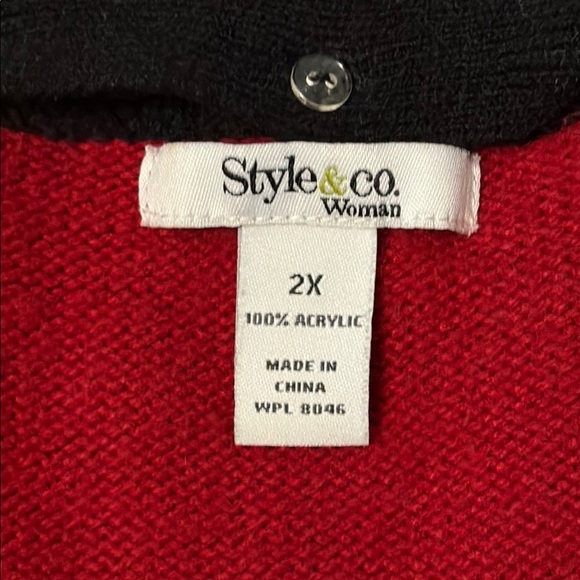Style & co Red Sweater dress with removal Black and White Scarf, size 2x - Picture 2 of 9
